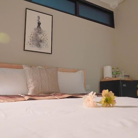 Bnb98 Silom Hotel Bangkok Kültér fotó