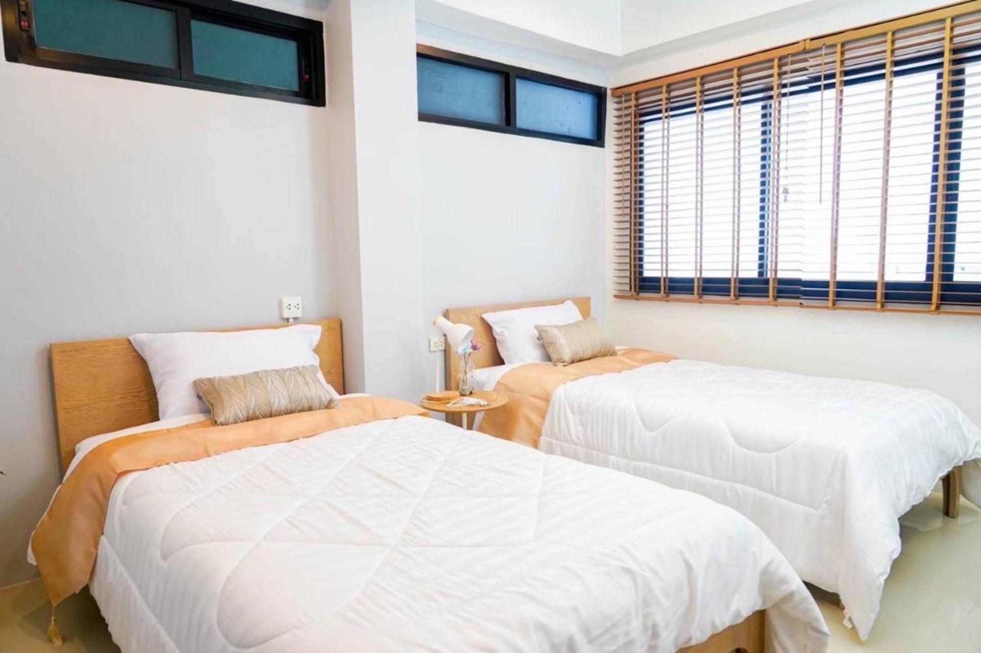 Bnb98 Silom Hotel Bangkok Kültér fotó