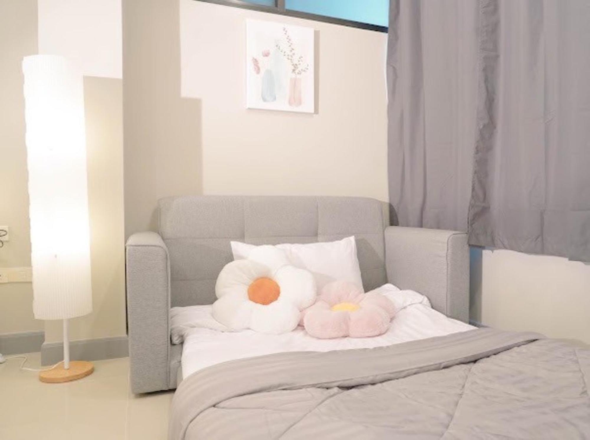 Bnb98 Silom Hotel Bangkok Kültér fotó