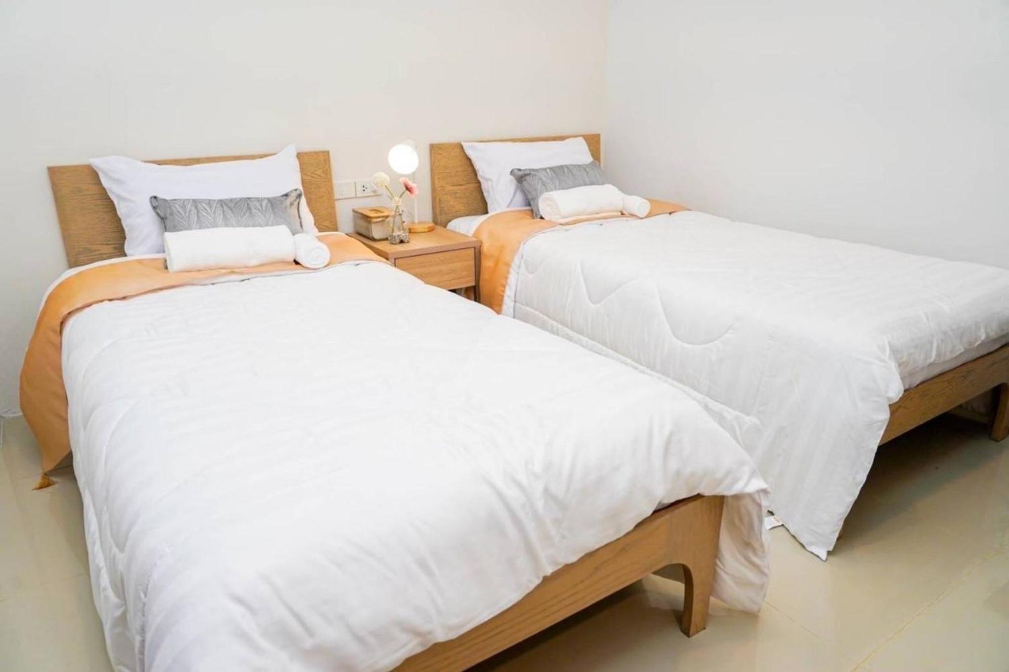 Bnb98 Silom Hotel Bangkok Kültér fotó