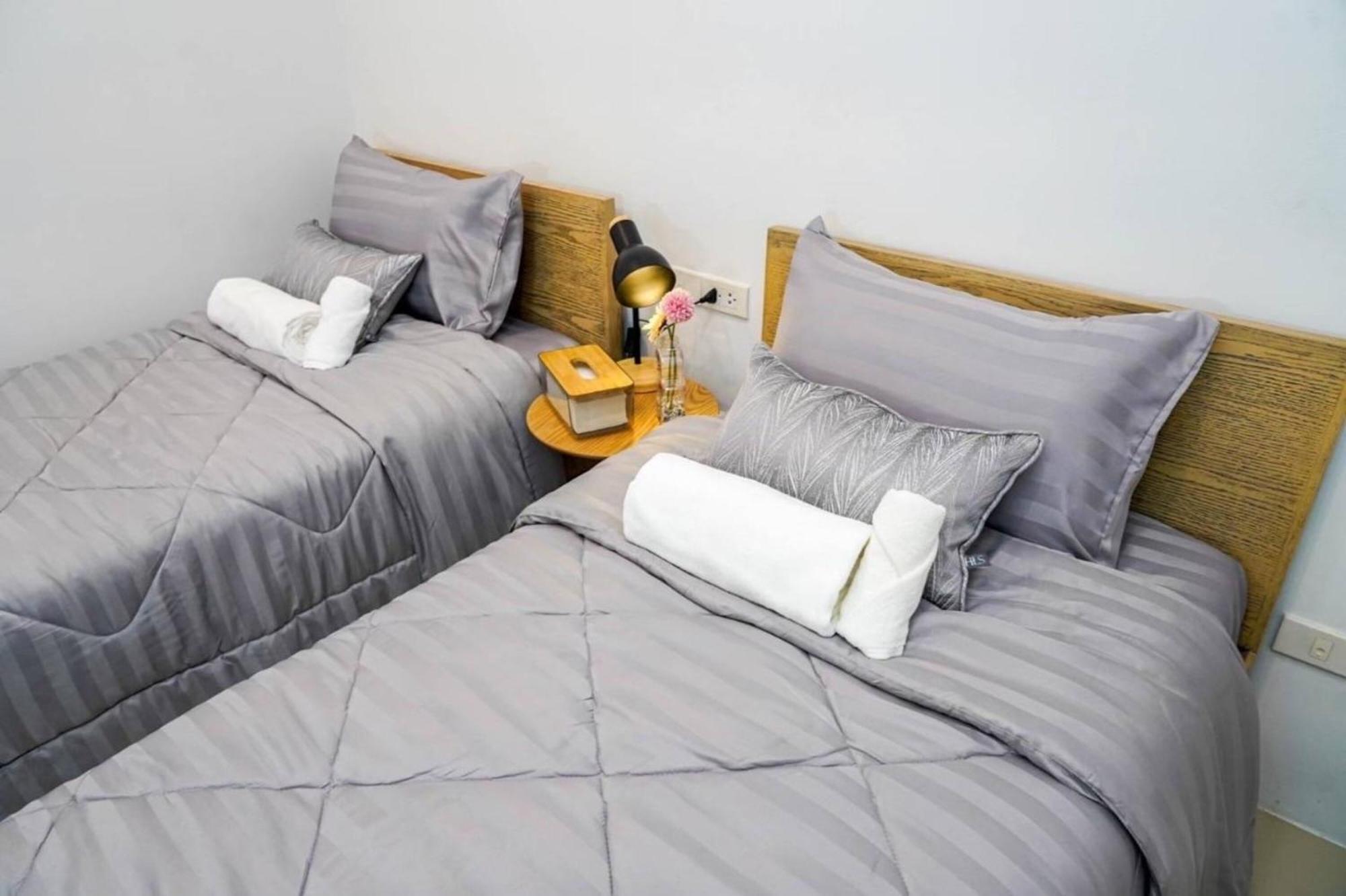 Bnb98 Silom Hotel Bangkok Kültér fotó