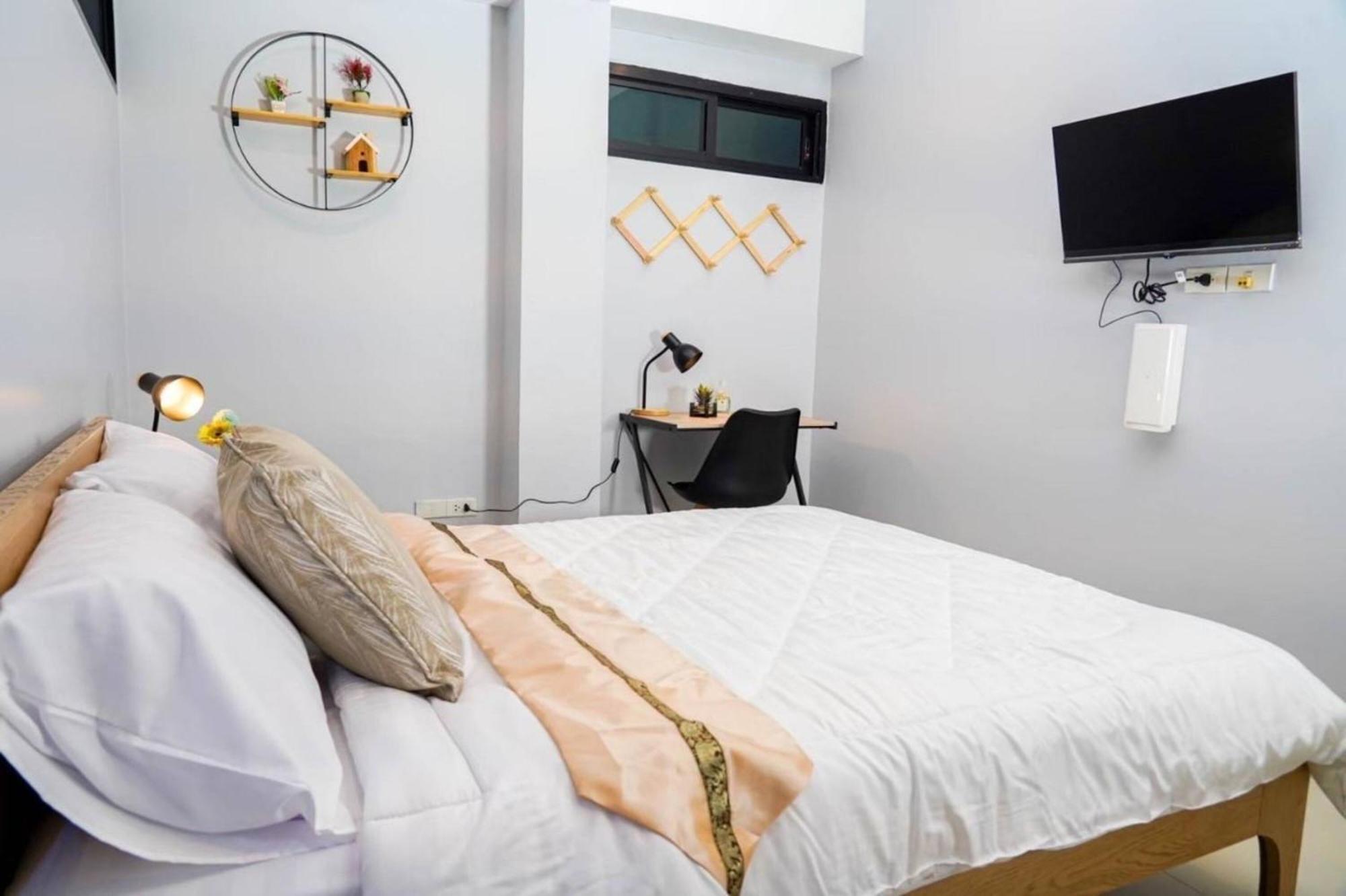 Bnb98 Silom Hotel Bangkok Kültér fotó